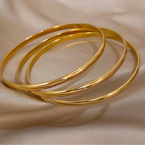 18k Gold Filled Classic Bangle Set for women- Small Size - Picture 7 of 9